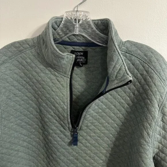 J.Crew Authentic Fleece Quilted Half-Zip Pullover - Size Medium - Picture 1 of 11